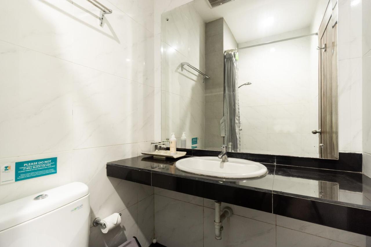 Hotel Casa Kayu Aya Seminyak Zewnętrze zdjęcie